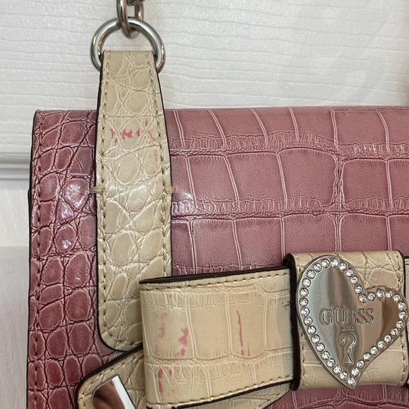 GUESS // shoulder bag // pink+cream //croc-embossed // bow+heart // rhinestones - Picture 9 of 17